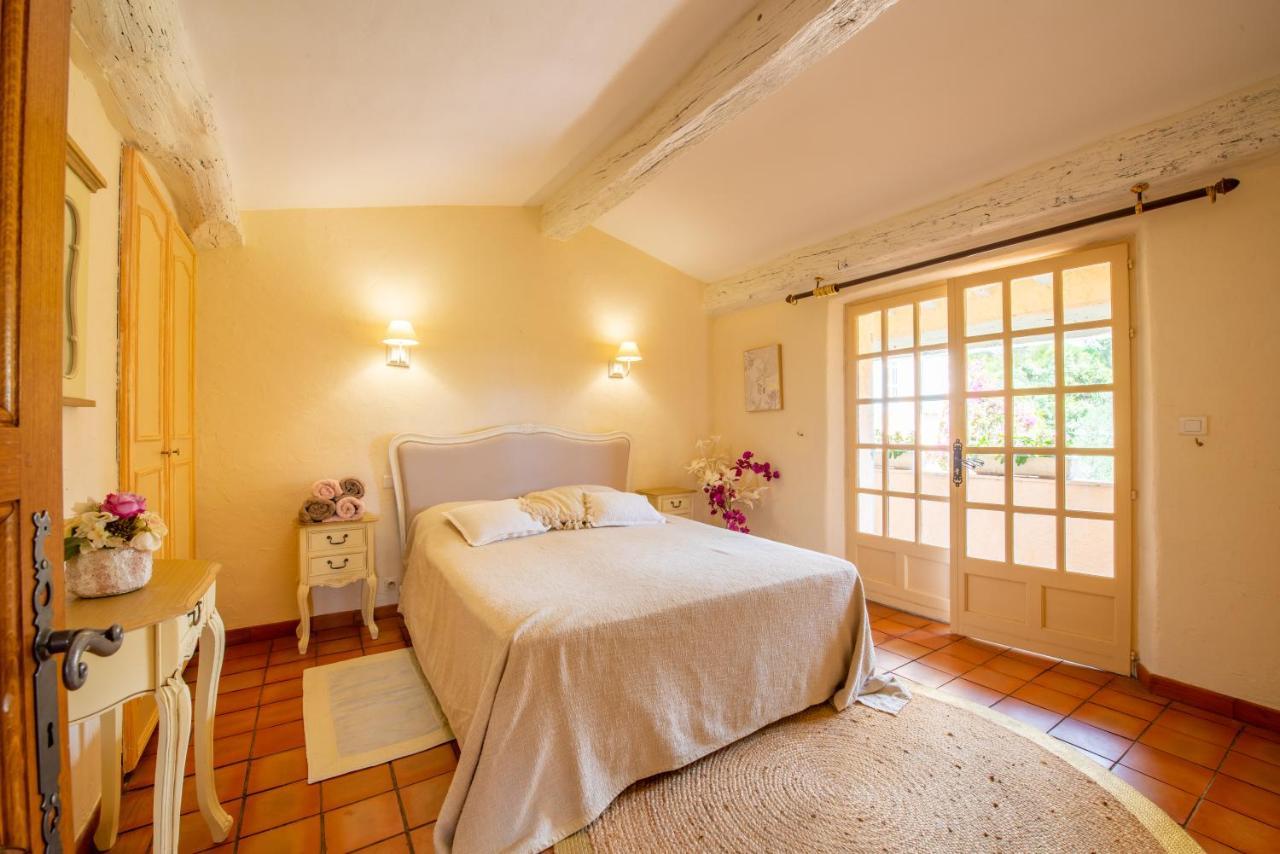 Bed and Breakfast Paradis Provencal à Sainte-Maxime Extérieur photo