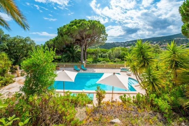 Bed and Breakfast Paradis Provencal à Sainte-Maxime Extérieur photo